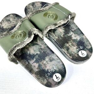 Johnny Was Calmé Space Camo Faux Fur Cozy Slides 7